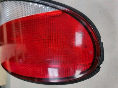 BMW Z3 Roadster Rückleuchte Rücklicht Bremslicht 8384512 RECHT rot weiss Kratzer