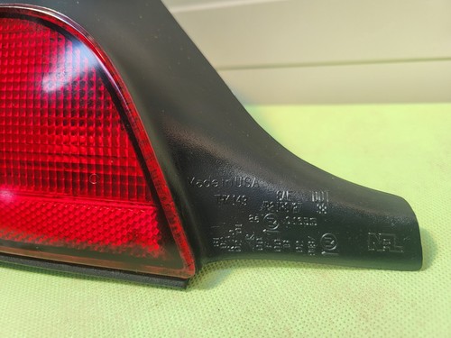 BMW Z3 Roadster Facelift Rückleuchte Rücklicht Bremslicht LINKS 8384511 weiß