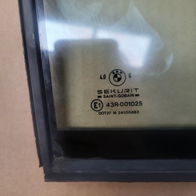BMW E34 Limousine Seiten Glas Scheibe  Fenster Scheibe Fahrer Tür HINTEN LINKS