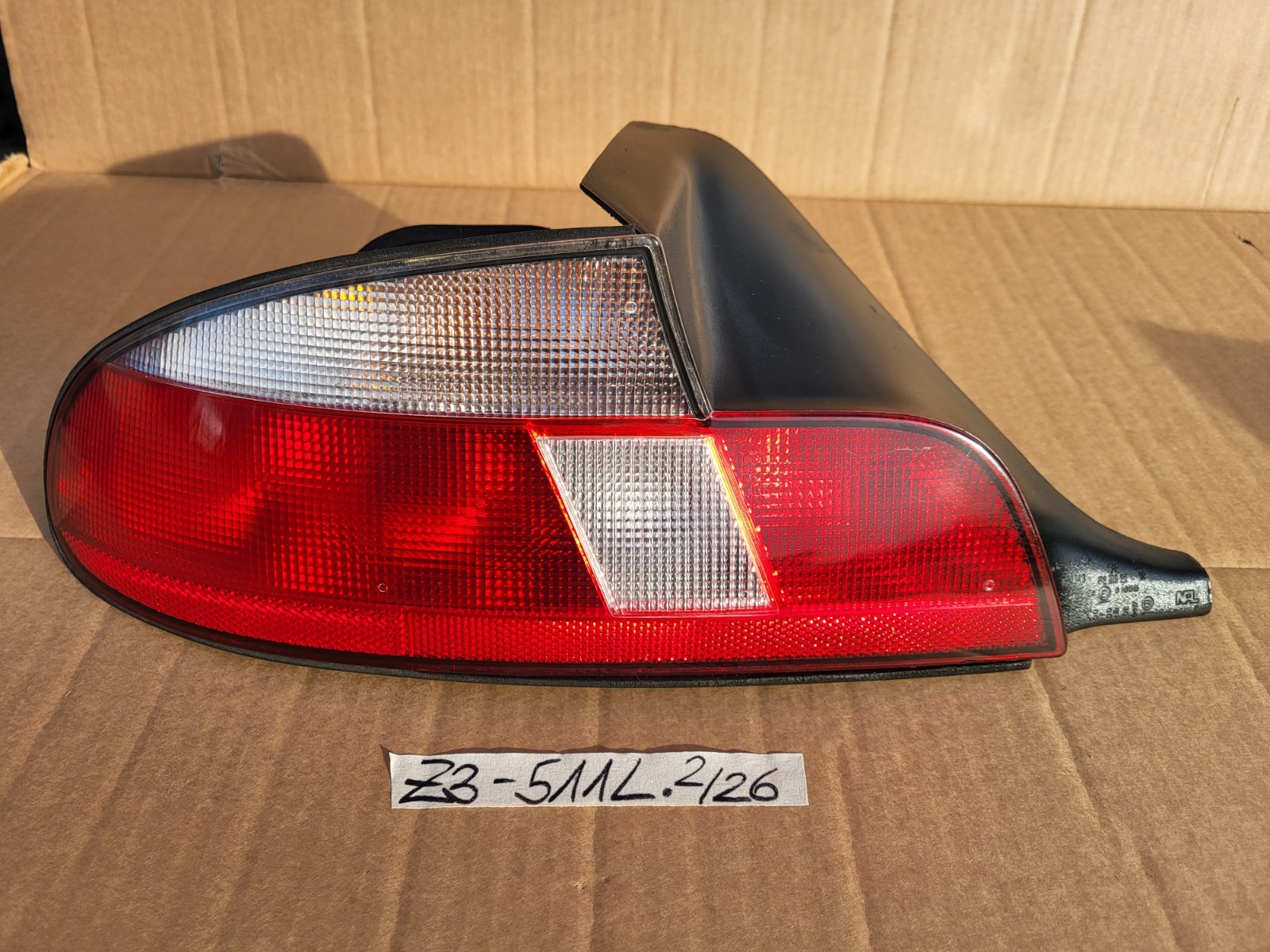 BMW Z3  Roadster Rückleuchte Rücklicht Bremslicht 8384511 LINKS rot weiss