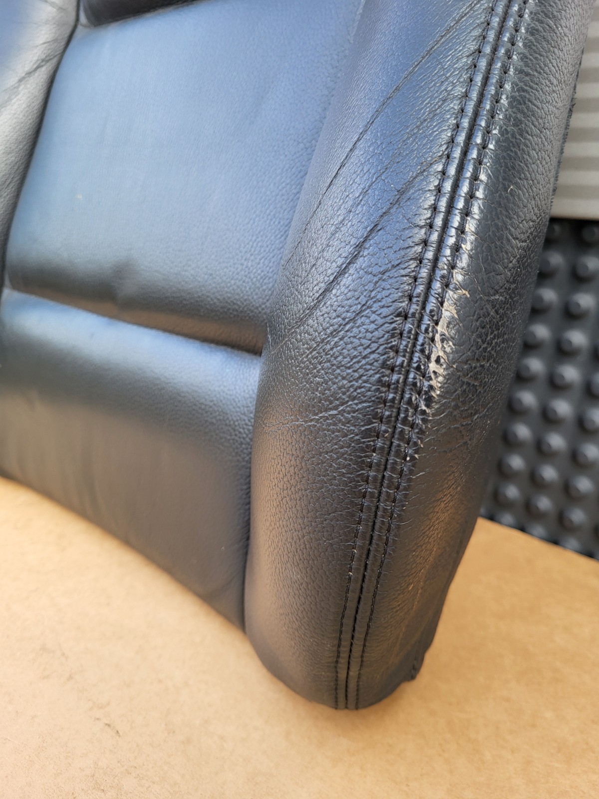 BMW Z3 Roadster Bei Fahrer Sitz Oberteil Lehne Leder Bezug schwarz RECHTS