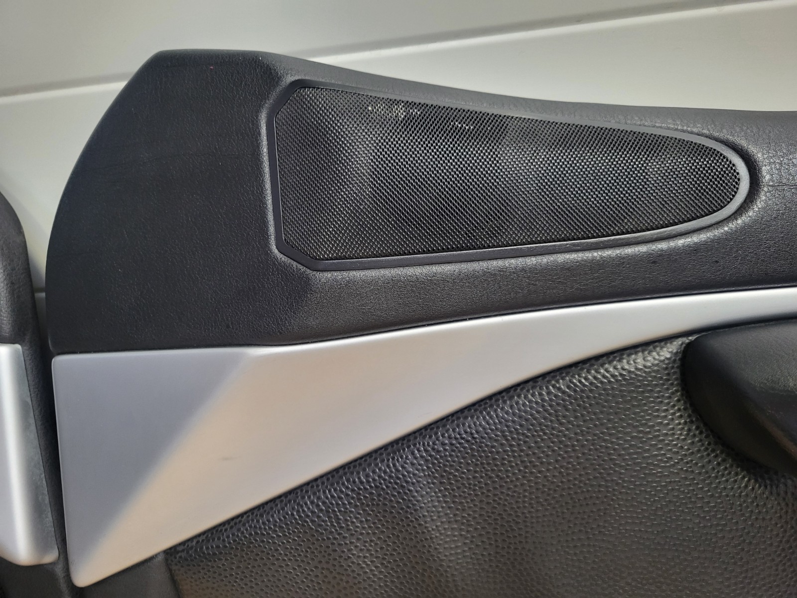 BMW Z3 Tür Verkleidung Leder Schwarz RECHTS LINKS Türgriff  Airbag-Klappe Chrom