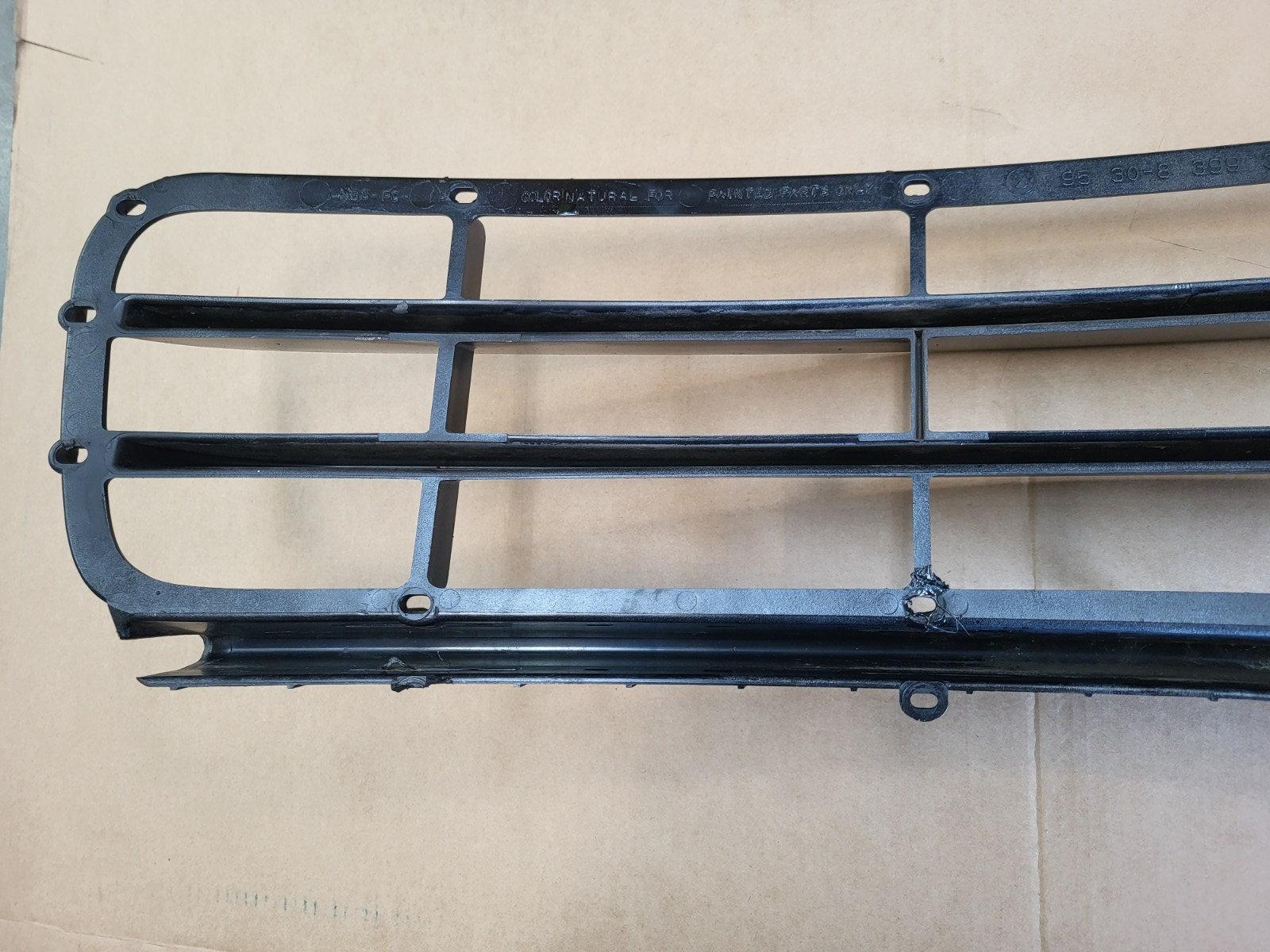 BMW Z3 Roadster Coupe Gitter Verkleidung Stoßstange 6 Zylinder VORNE 8399335