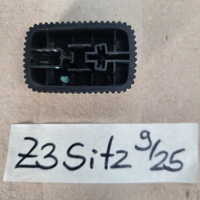 BMW Z3  Sitz Schalter Abdeckung  Knopf Blende Sitzverstellung Schalter 8410677