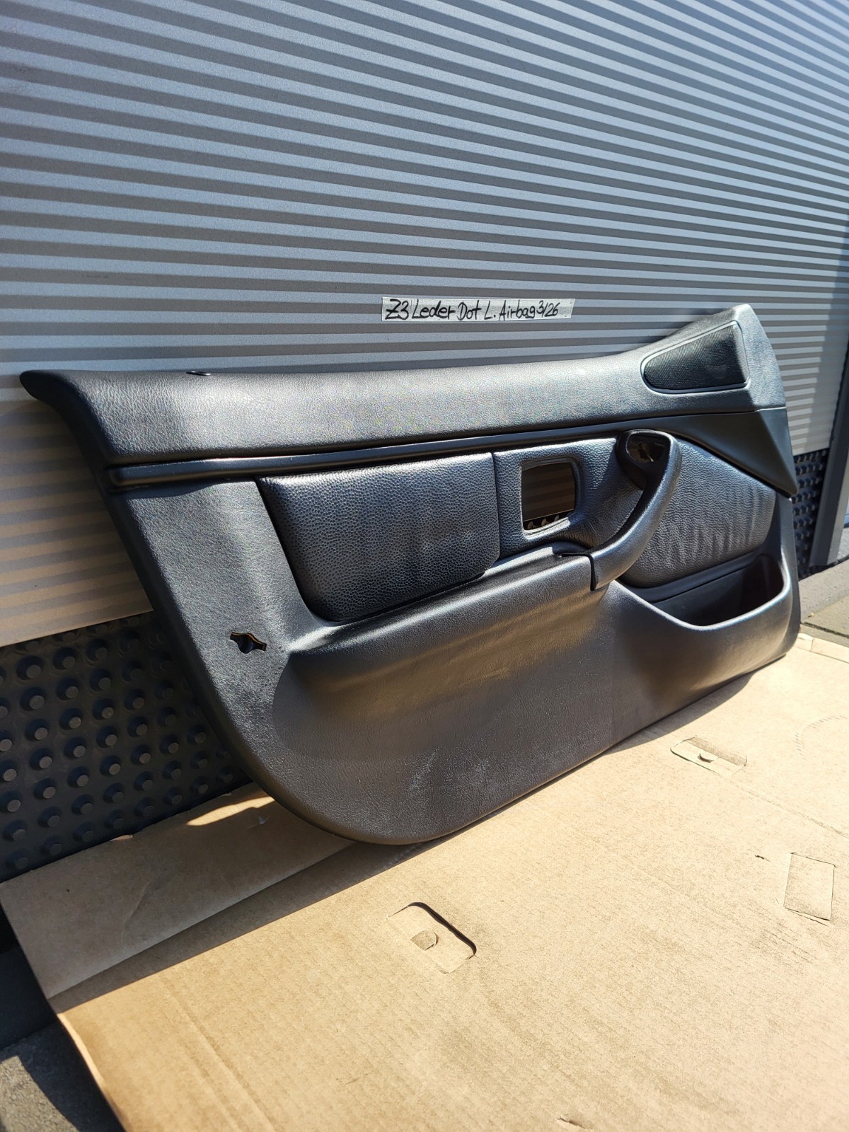 BMW Z3 Roadster Tür Verkleidung Leder Dot Schwarz + Griff LINKS Airbag-Klappe