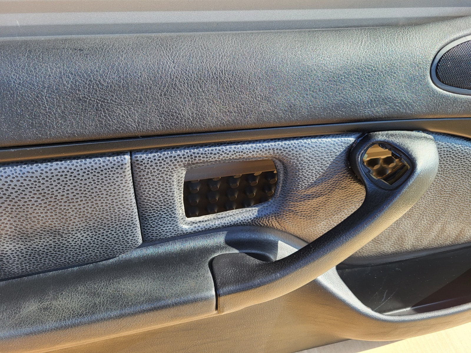 BMW Z3 Roadster Tür Verkleidung Leder Dot Schwarz + Griff LINKS Airbag-Klappe