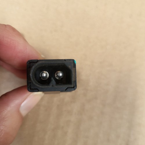 BMW E36 E38 E39 E60 E61 E63 E64 Schalter Kontaktschalter Handschuhfach 1388277