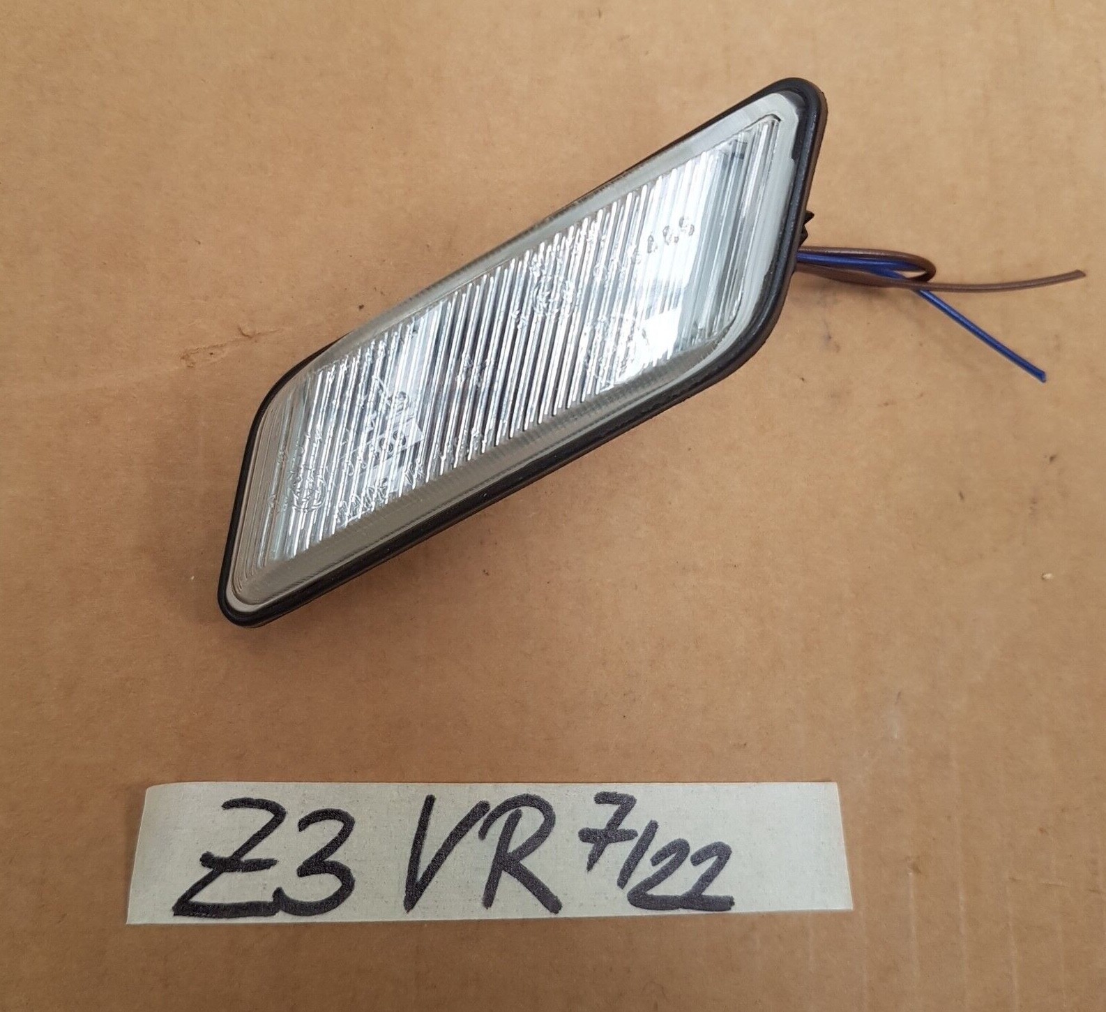 BMW Z3 Seiten Blinker weiß  8400764 Zusatzblinkleuchte RECHTS 8389536 + Stecker