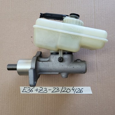 BMW Z3 Bremskraftregler Ate  Ausgleichbehälter Bremsflüssigkeit Behälter 23/20