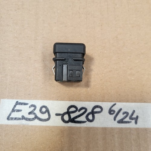 BMW E38 E39  Tür Verriegelung Schalter Zentralverriegelung 8360828