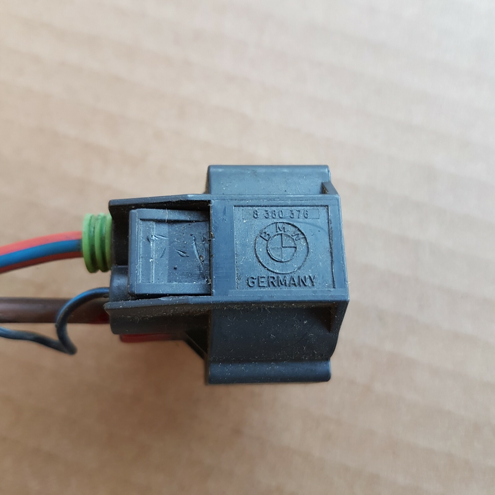BMW E90 E91 E92 E93 Lüfter Stecker Buchsengehäuse 3-polig Drucklüfter 8380376