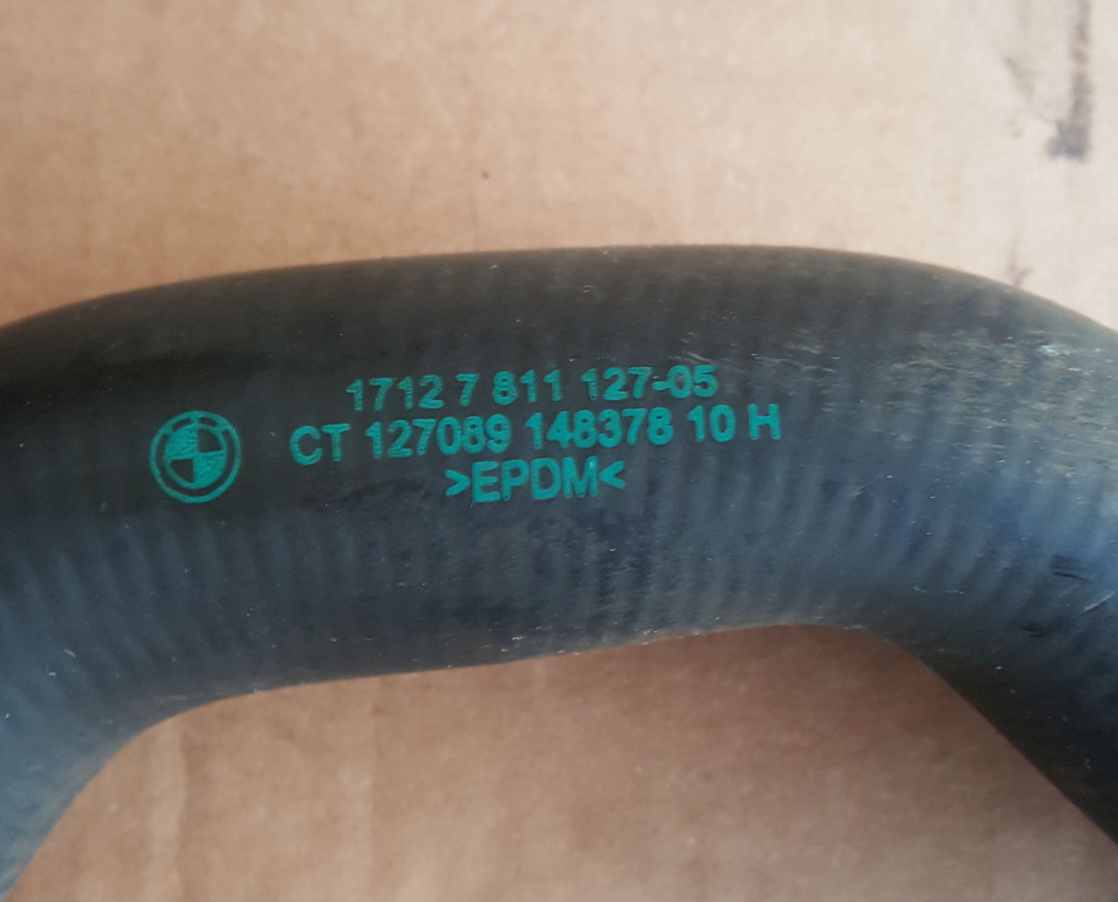 BMW F30 F31 F20 F21 F33 F34 Kühlmittelschlauch Kühler Schlauch Leitung 7811127