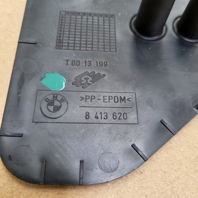 Trittschutz Blende BMW Z3 Abdeckung für Drehraten Sensor 8413620