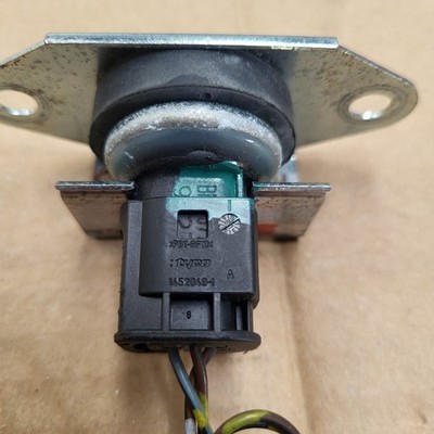 DSC Sensor BMW E31 E36 E46 E39 E90 Z3  Steuergerät Beschleunigungssensor 6781405