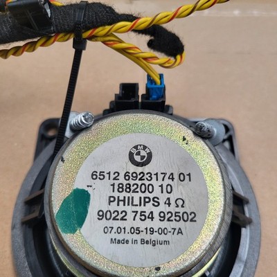 BMW E60 E61 E87 E90 E91 Mittelton Lautsprecher Box Stereo  6923174 mit Stecker