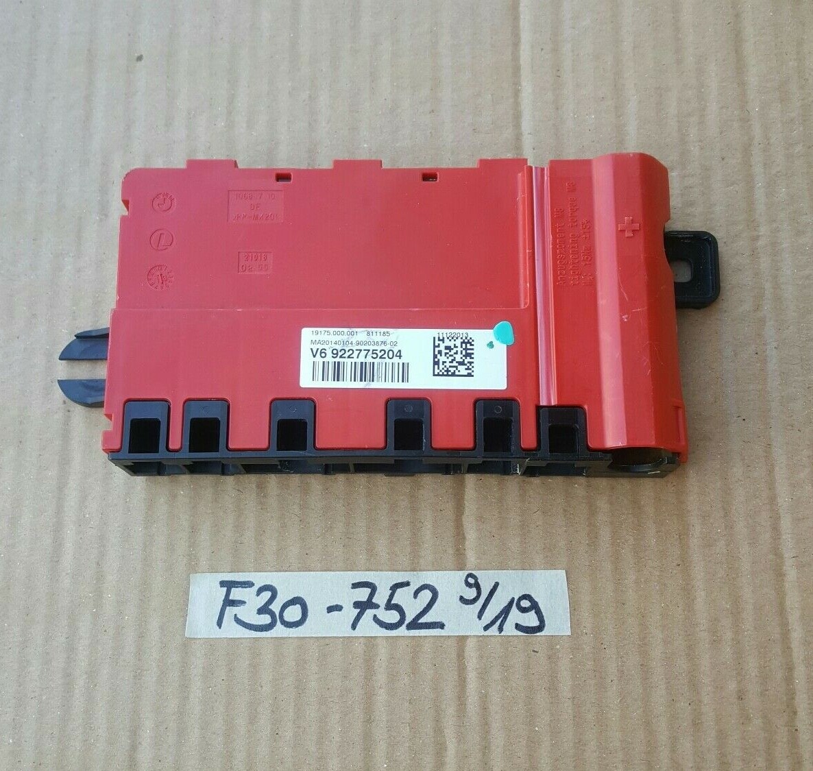 BMW F30 F35 F80 F20  Batterie Kabel Halter Verteiler B+ Multisicherung 9227752
