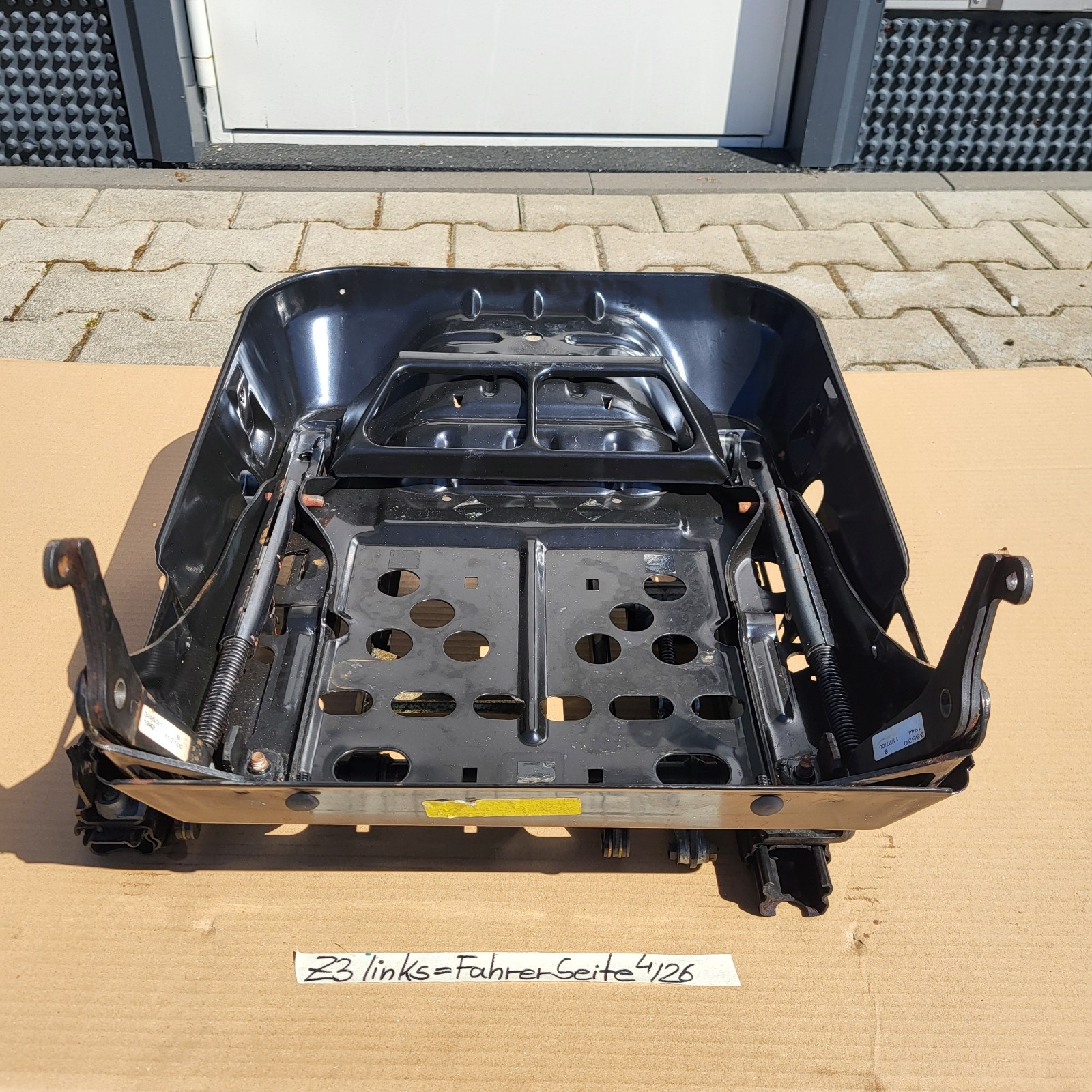BMW Z3 Roadster Fahrer Sitz Unterteil Gestell LINKS Sitz Schale Schiene Spindel