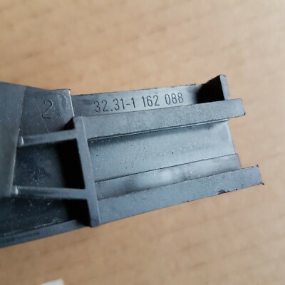 BMW E31 E34 E38 E39 E36  Z3 Träger Halter für Lenksäule Schalter 1162088