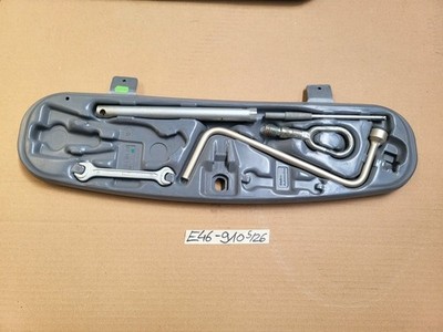 BMW E46 Bord Werkzeug Kasten 1094910  Abschlepp Öse Maulschlüssel Radkreuz