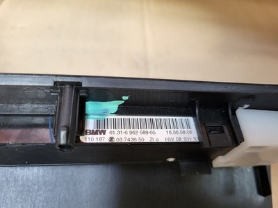 Schaltzentrum BMW E93 Sitzheizung Schalter Bedienteil Mittelkonsole 6962589