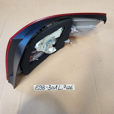 Original BMW E93 Cabrio Rücklicht Heckleuchte Seitenwand LINKS 7162301